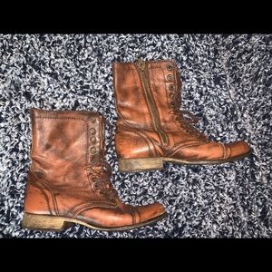Steve Madden Lace-up boots size 7